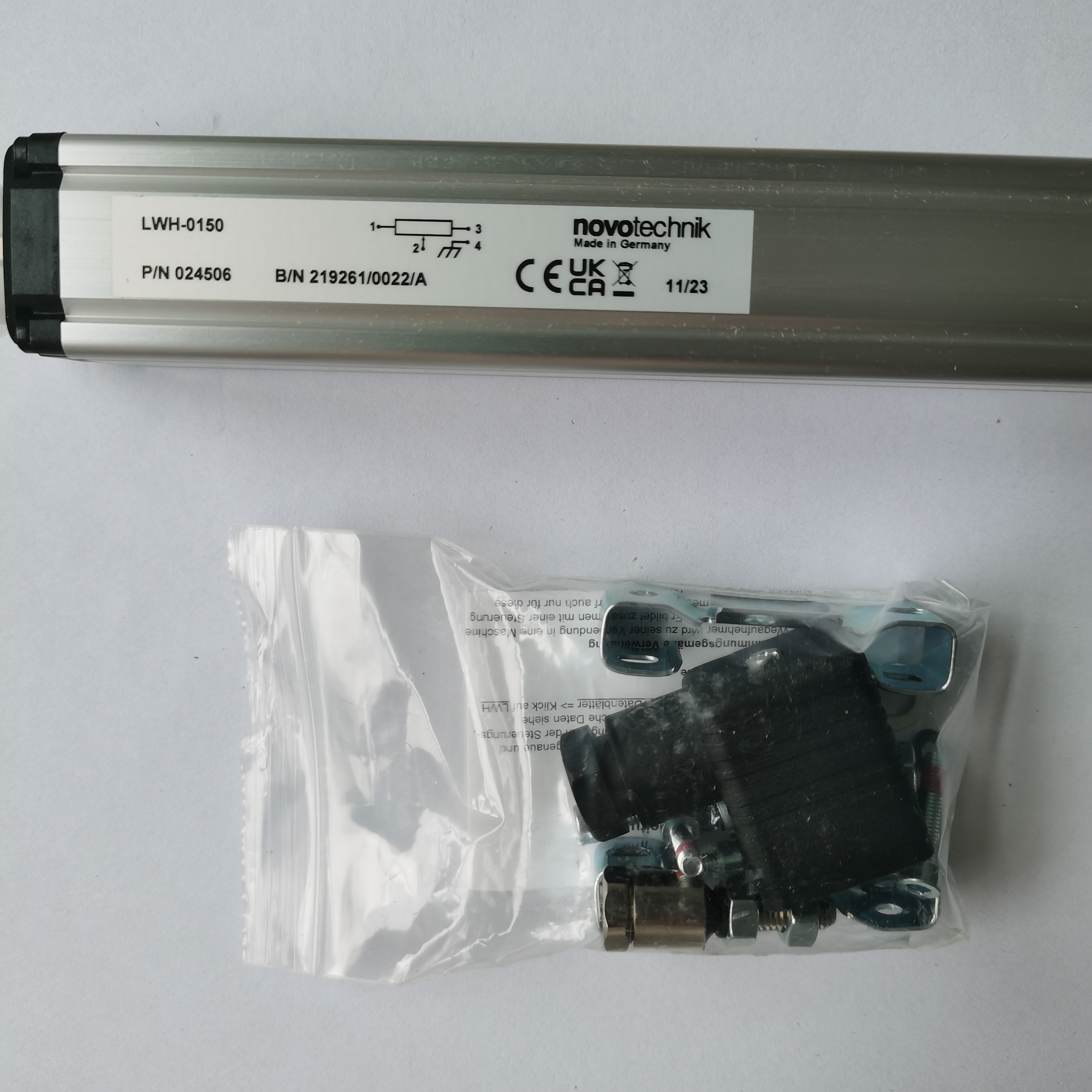 德国 Novotechnik LWH-0150(料号 024306)拉杆式直线位移传感器解析