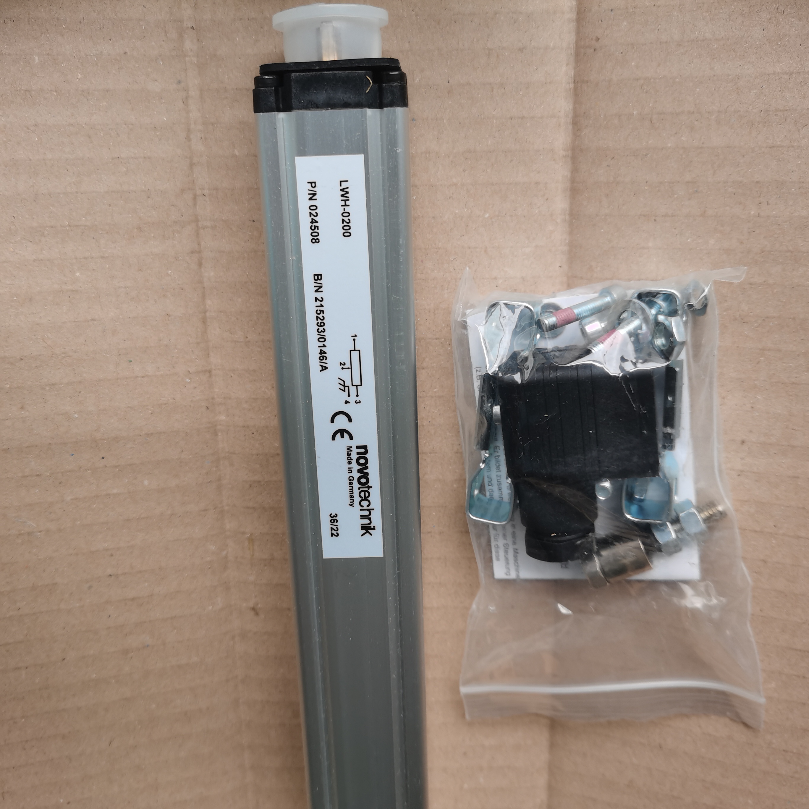LWH-0200(料号 024308 / 024508)Novotechnik拉杆式直线位移传感器解析