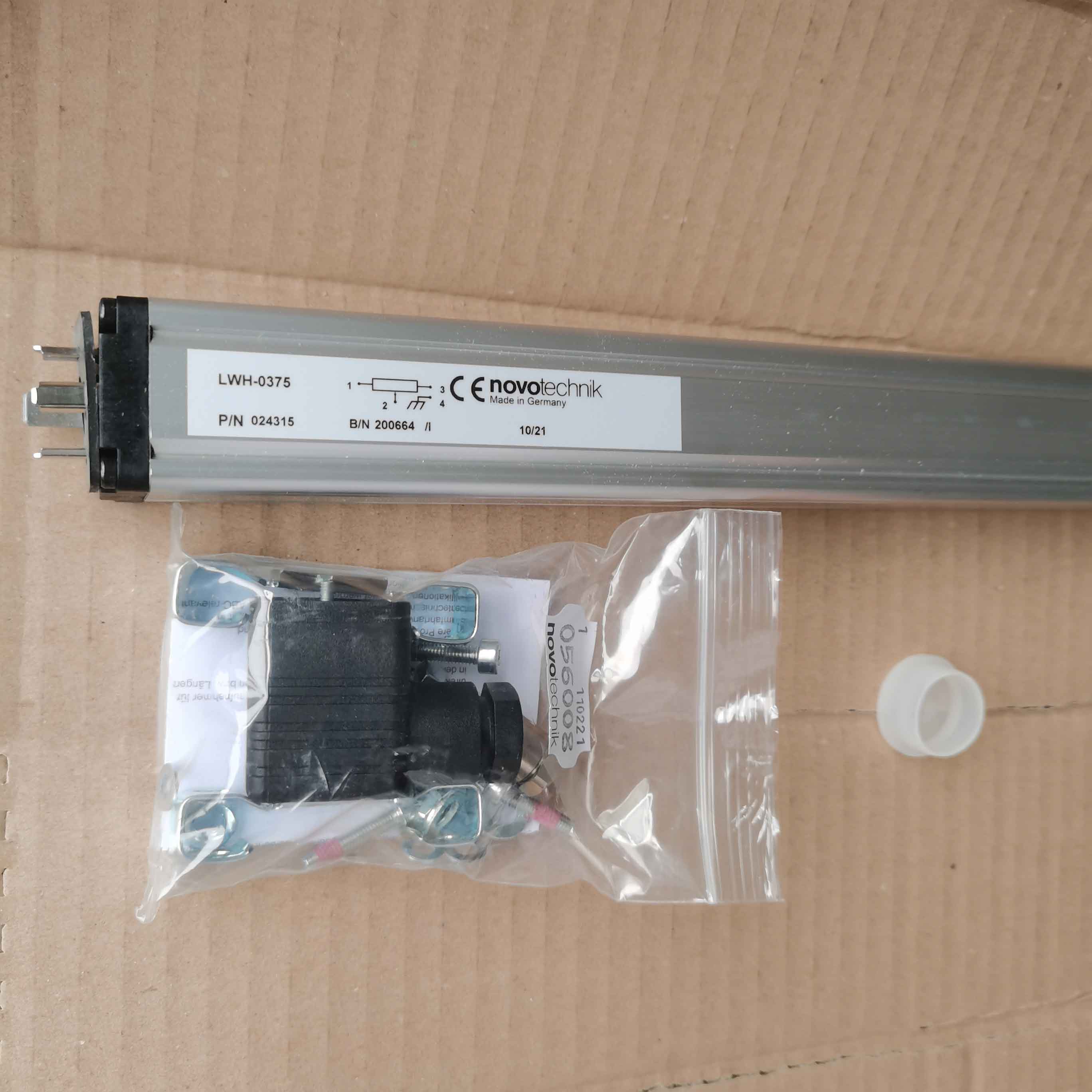 LWH-0375（料号 024315/024515）novotechnik拉杆式直线位移传感器