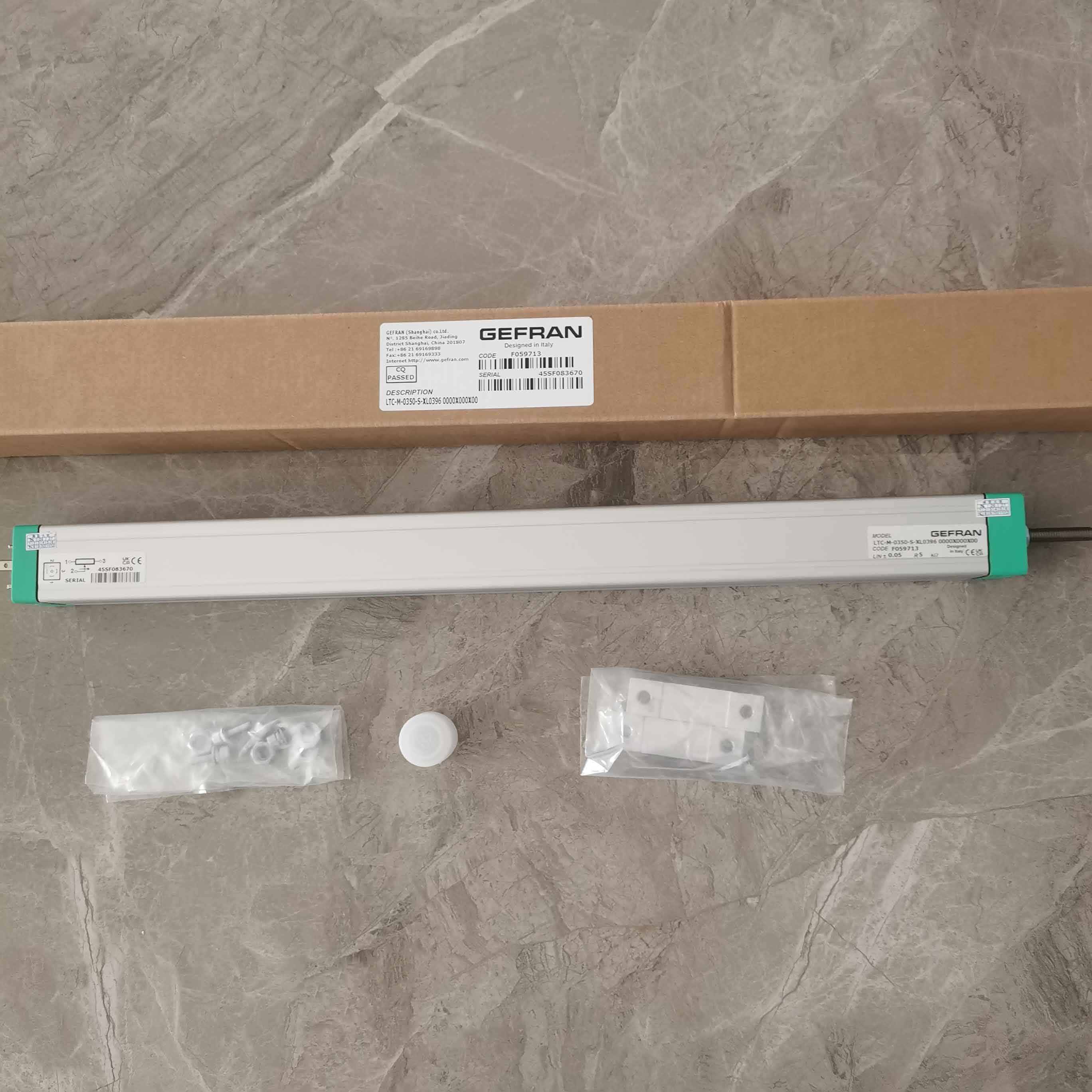 GEFRAN杰福伦LTC-M-0350-S-XL0396工业位置传感器LT-M-0350-S-XL0396电子尺F059713电阻尺LT-M-0350-S